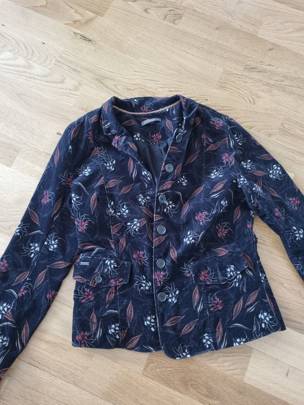 Nile Jacken: Blazer – Gebraucht aus Bern von Ana0144