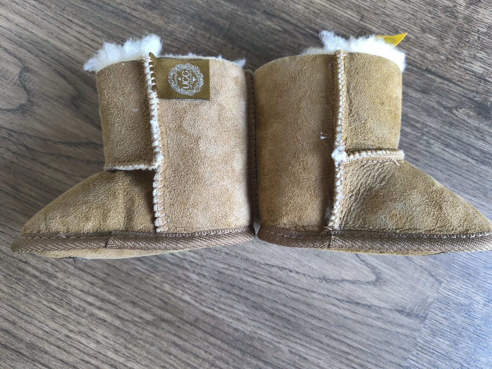 Ugg Chaussures garçon: UGG Merino Original Baby Schuhe  – D'occasion à Frauenkappelen par Nickyta89 1
