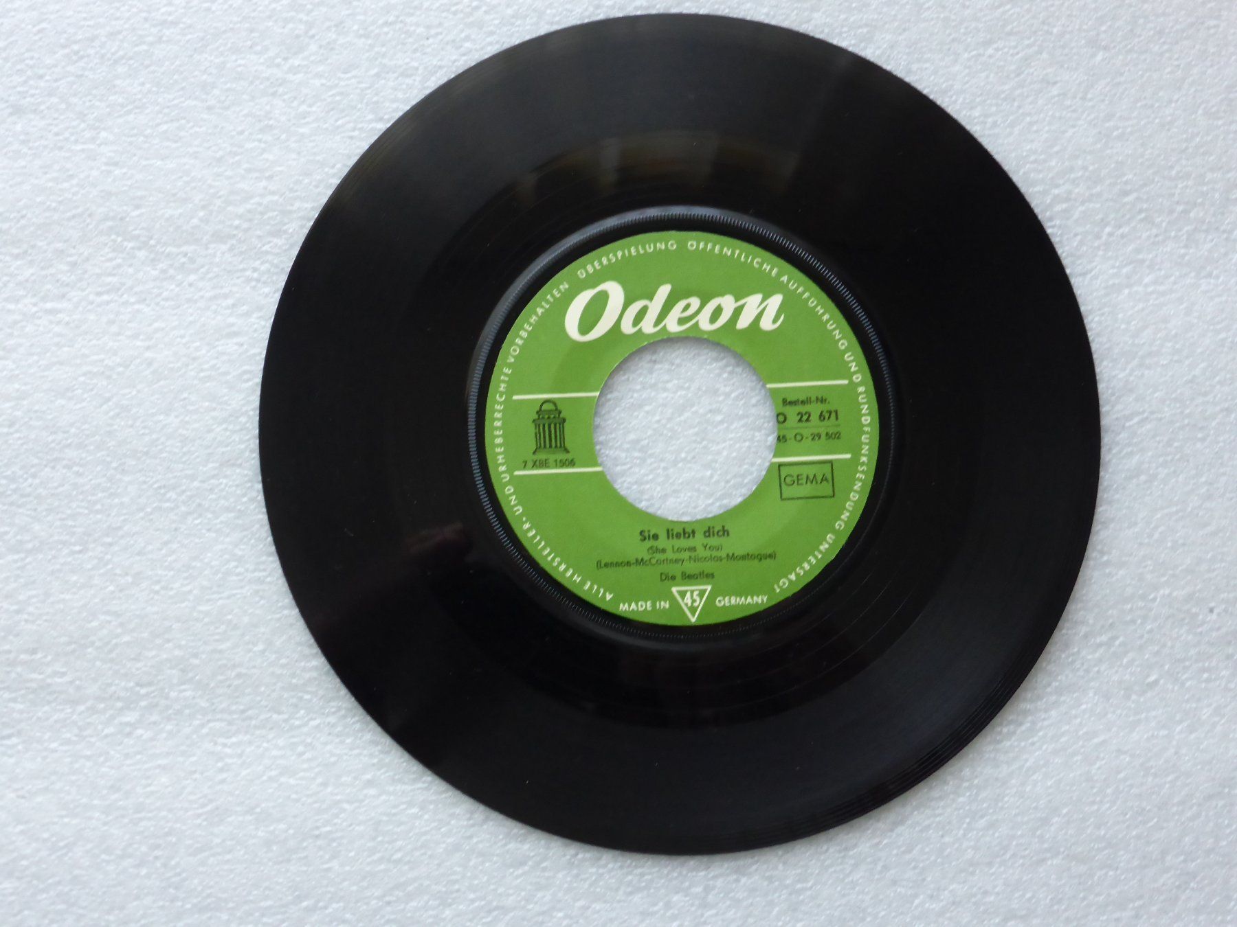 Schallplatten: Vinyl Single  THE BEATLES – Gebraucht aus Küssnacht am Rigi von Mondkinder 2