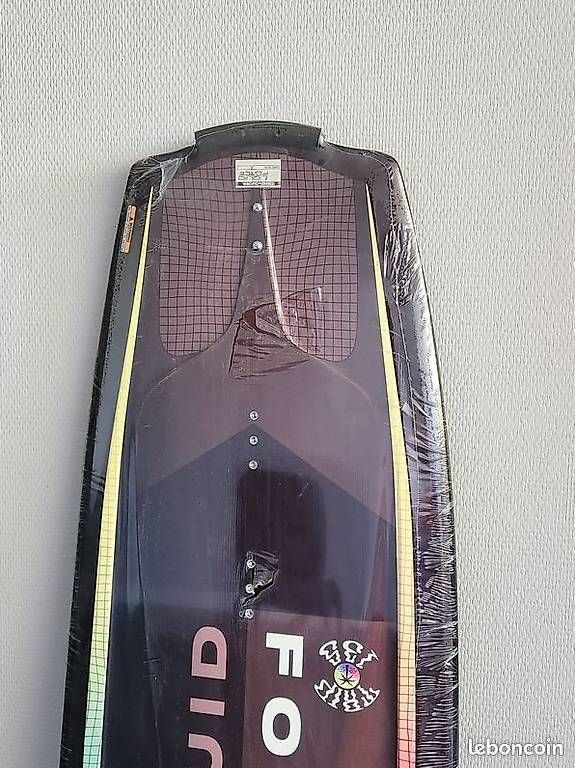 Tavole da surf e di nuoto: NEUF - LIQUID FORCE TRIP 135 wakeboard – Usato da Genève venduto da Fleur-Xuan 1