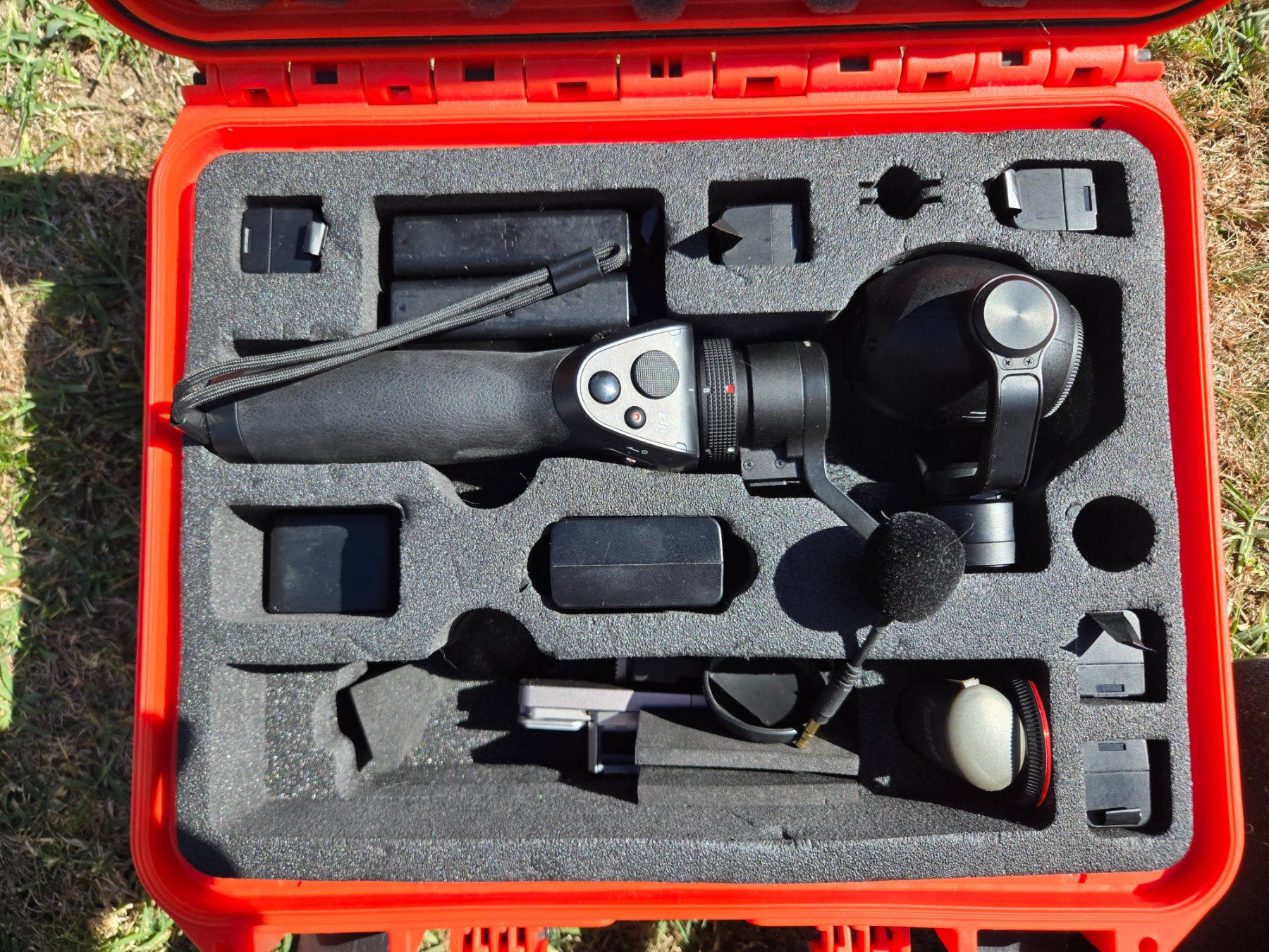 DJI Caméscopes: Osmo Caméra + accessoires et valises – D'occasion à Préverenges par Tarmak01 4