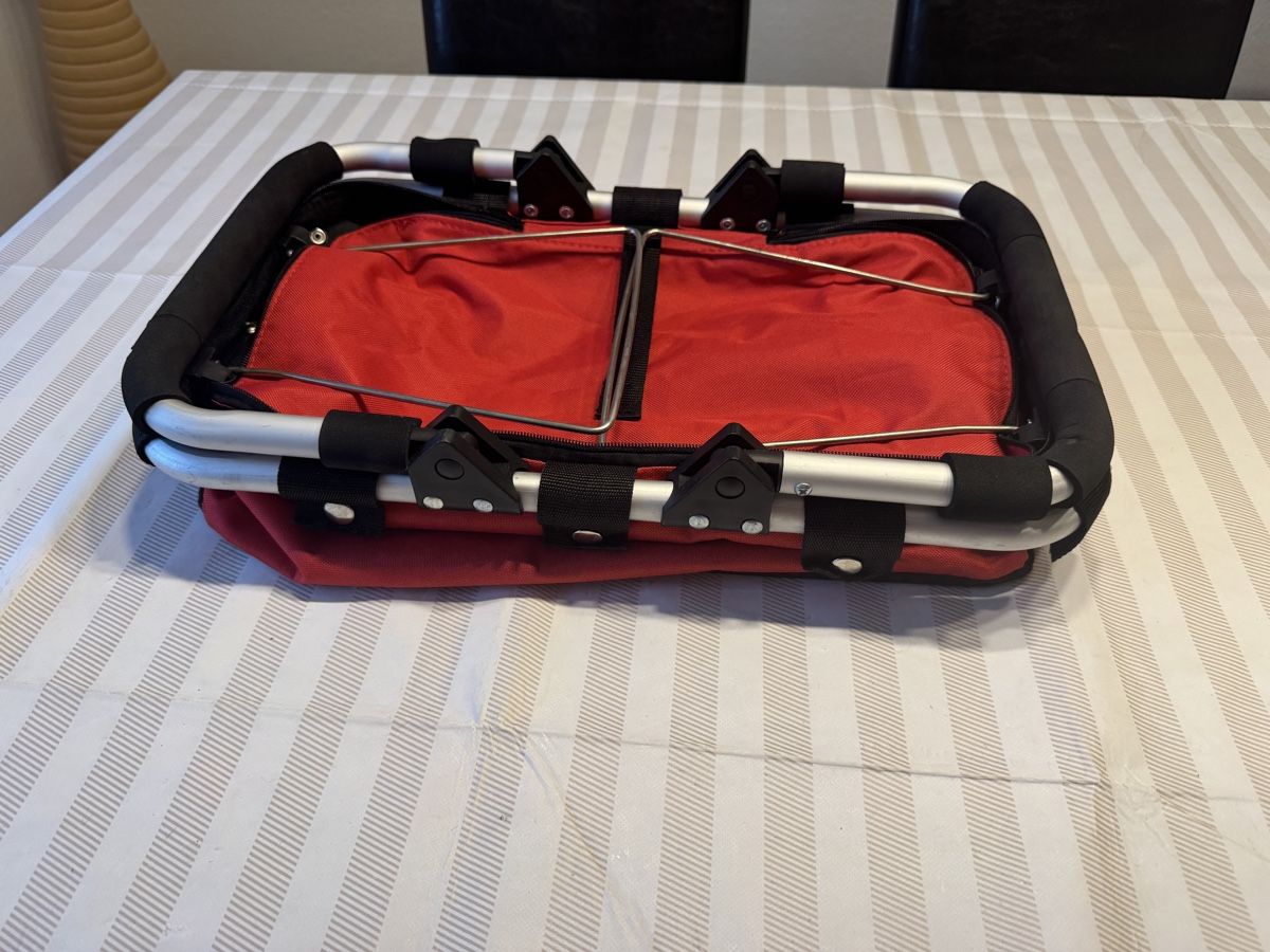 Altro per la casa: Roter Einkaufskorb / Reisekorb mit Aluminiumrahmen – Usato da Glattfelden venduto da Nusa800 2