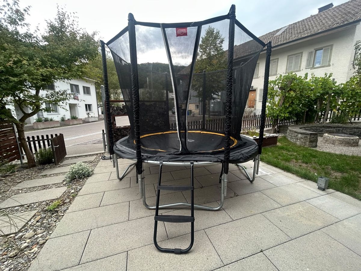 Trampolini: Trampolin Berg – Usato da Winterthur venduto da Debatte 3