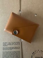 FOLD ECHT LEDER WALLET FB: CARAMEL NEU & UNBENUTZT