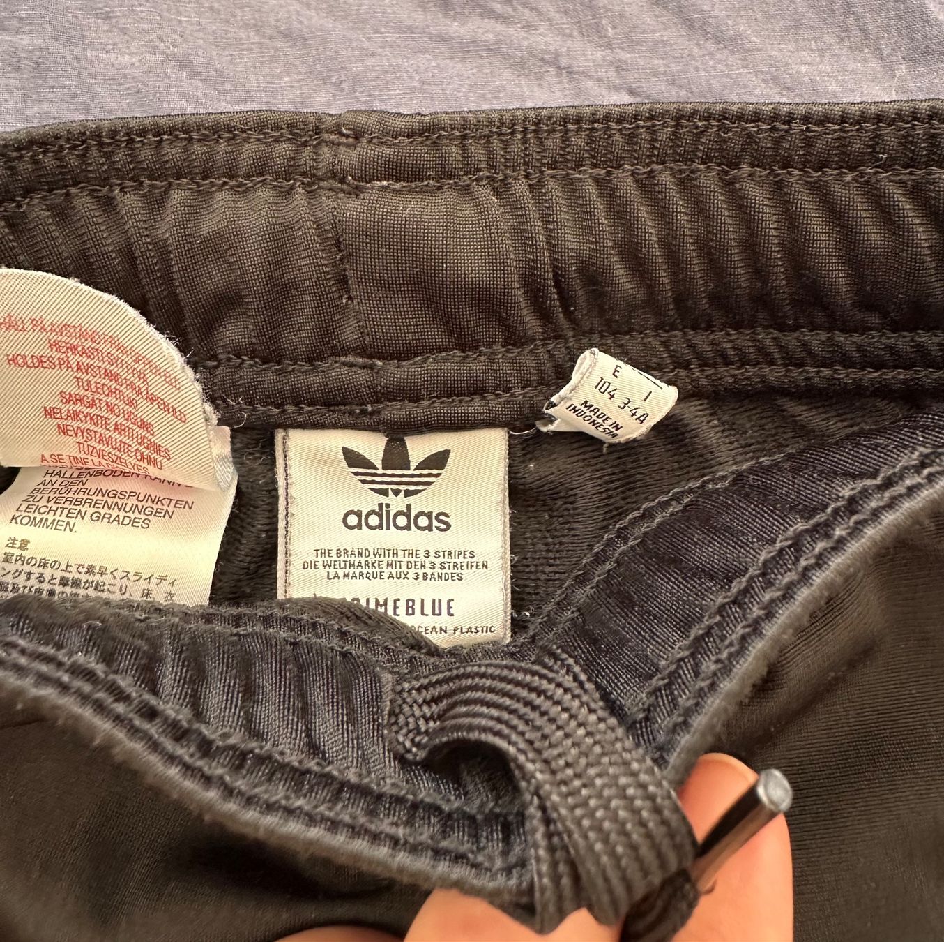 Adidas Pantaloni: Jogginghose Adidas – Usato da Dürrenroth venduto da tvy_bh56 1
