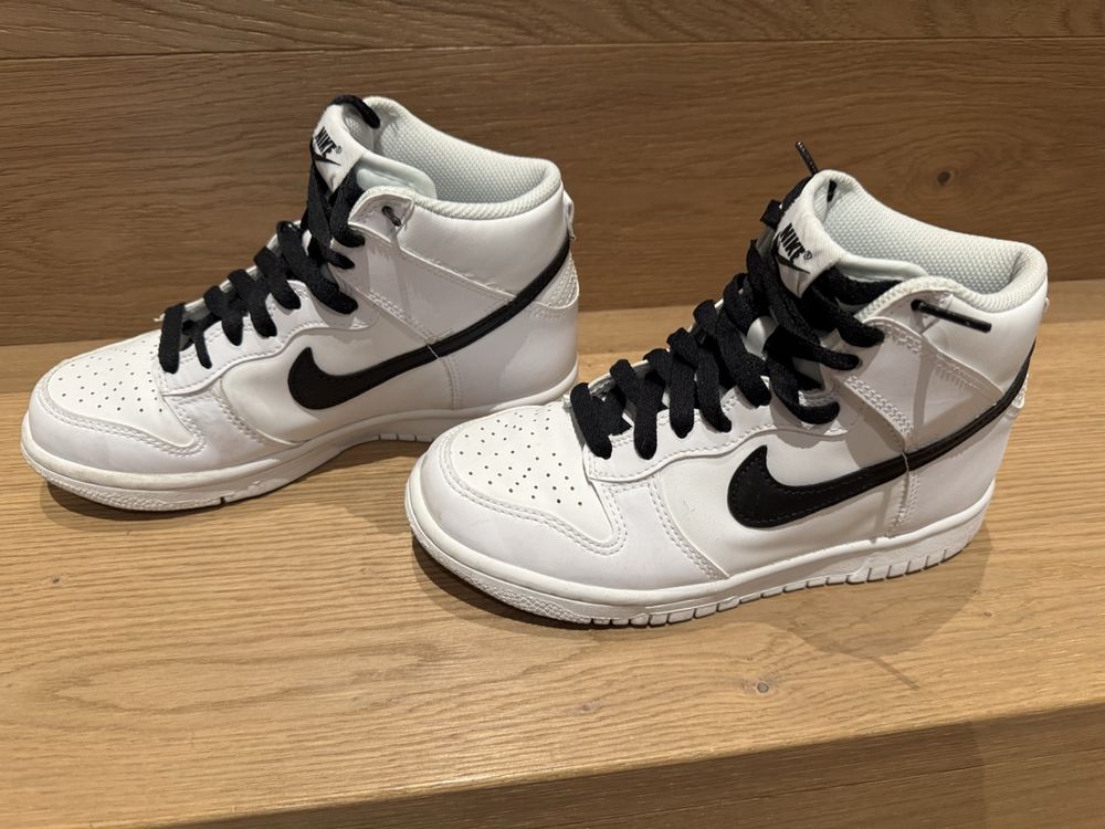Kinder Nike Sneakers 36 (Gebraucht) in Ennetbaden für CHF 35