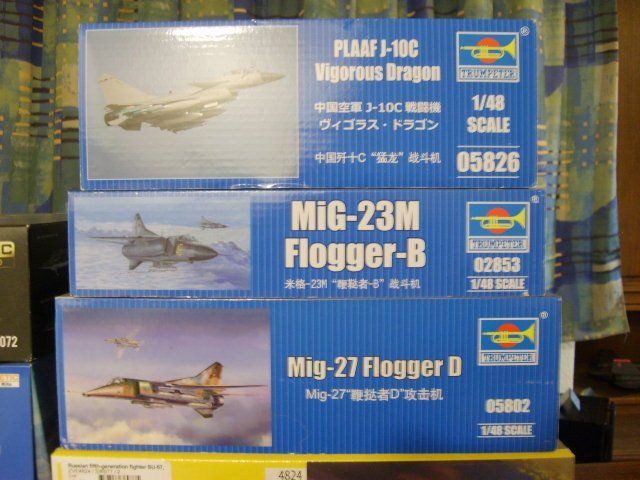 Kit di modellismo & Modellini statici: *** 9 x Flugzeug Bausatz 1:48 *** – Nuovo e nell'imballaggio originale da Langenthal venduto da CoinWorld 2