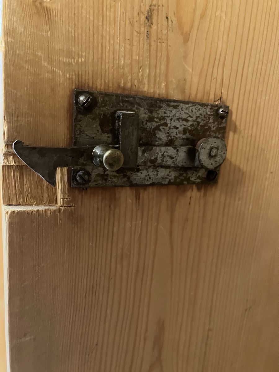 Armadi: Biedermeier Nussbaum Schrank +++ Aktion +++ – Usato da Erlenbach im Simmental! venduto da Simmentaler-Perlen 5