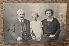 Wer kann diese Personen familiär zuordnen? Thurgau?