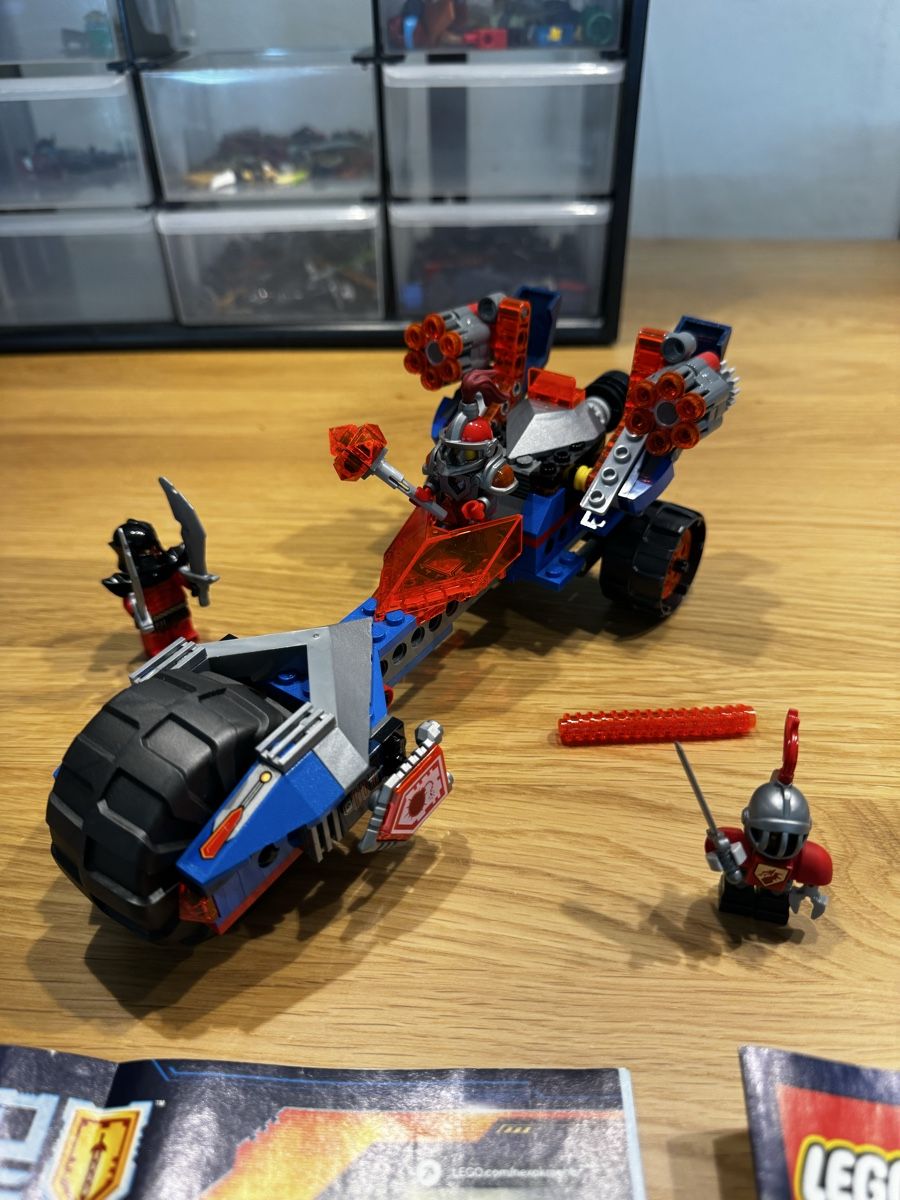 Lego Kit di costruzioni: Lego Nexo Knights 70319 – Usato da Neuchâtel venduto da compadri 1