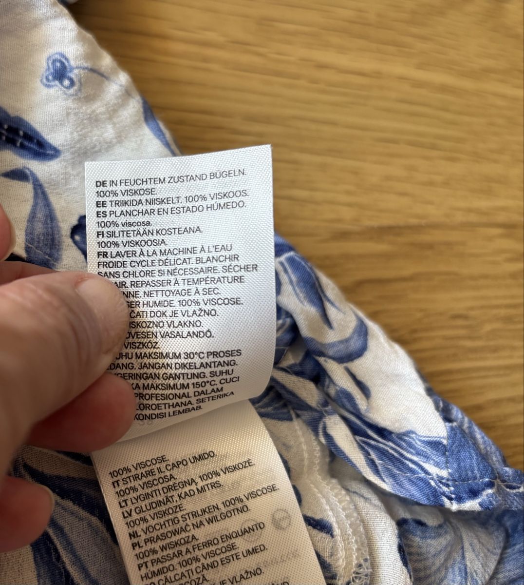 H&M Camicette:  H&M Bluse mit Blumenmuster Neu! – Nuovo (secondo la descrizione) da Baden venduto da Tiffany6878 4
