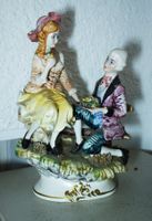 Schönes grosses Porzellan Figurenpaar