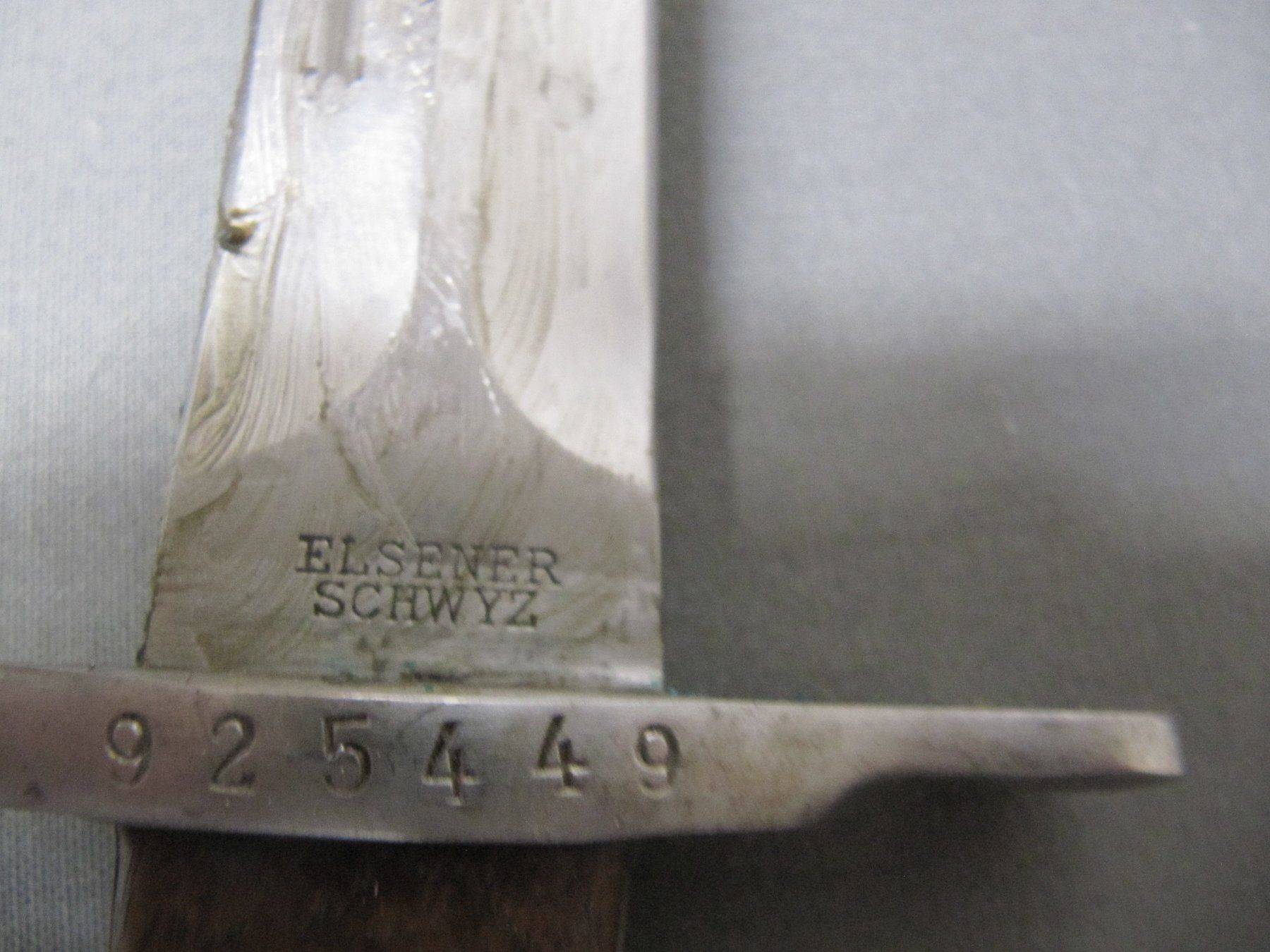Schweizer Armee Armi bianche: Schweizer Bajonett Model mit Lederscheide gebraucht – Usato da Selzach venduto da Sennemeitschi11 4