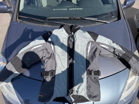 Motorradjacke (M)Rukka Gore-Tex Cordura grau schwarz