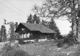 Corcelles BE // La Cabane de raimeux du CAS Delémont 1240 m.