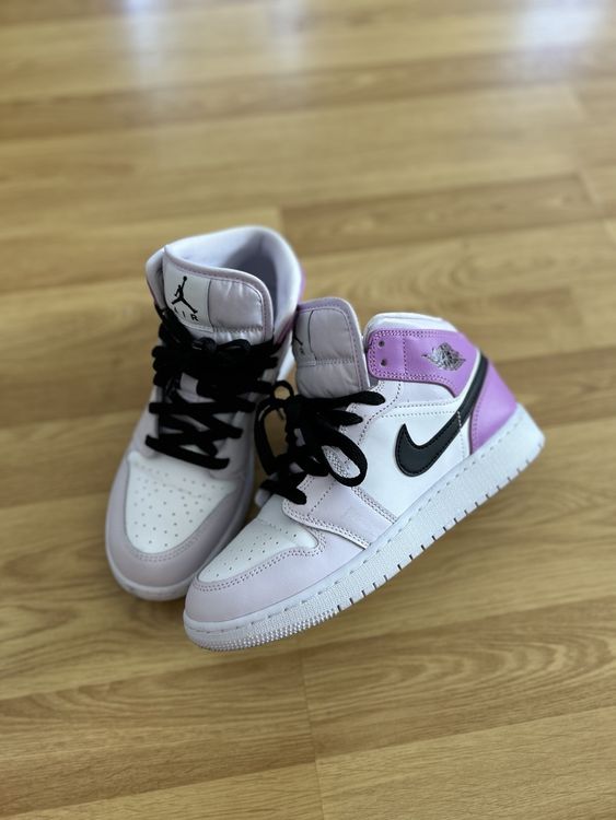 Nike Air Jordan Mid 38 Lila Weiss Schuhe Sneaker (Gebraucht