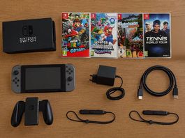 Nintendo Switch Komplettset mit 4 Spielen