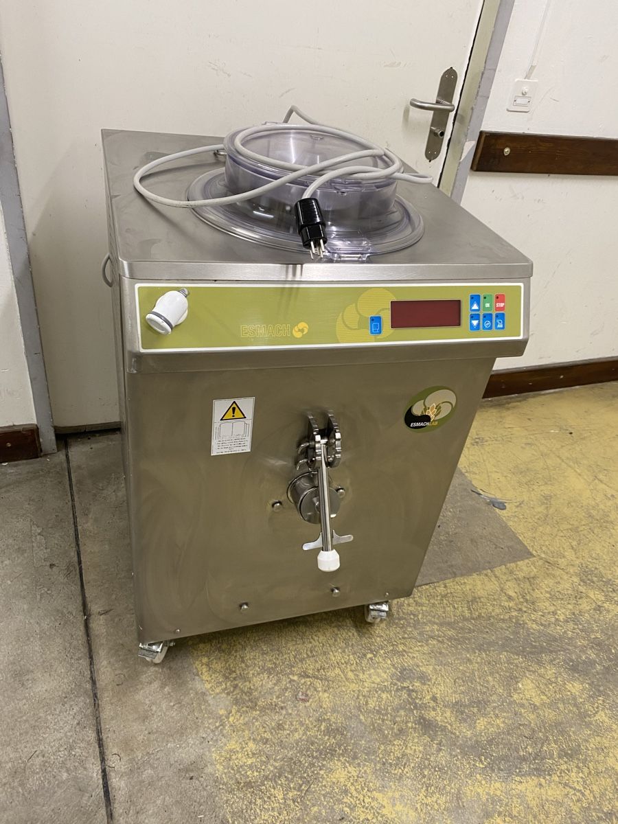 Elettrodomestici da cucina: Eismaschine Esmach – Usato da Dietikon venduto da dia_y8y5 3