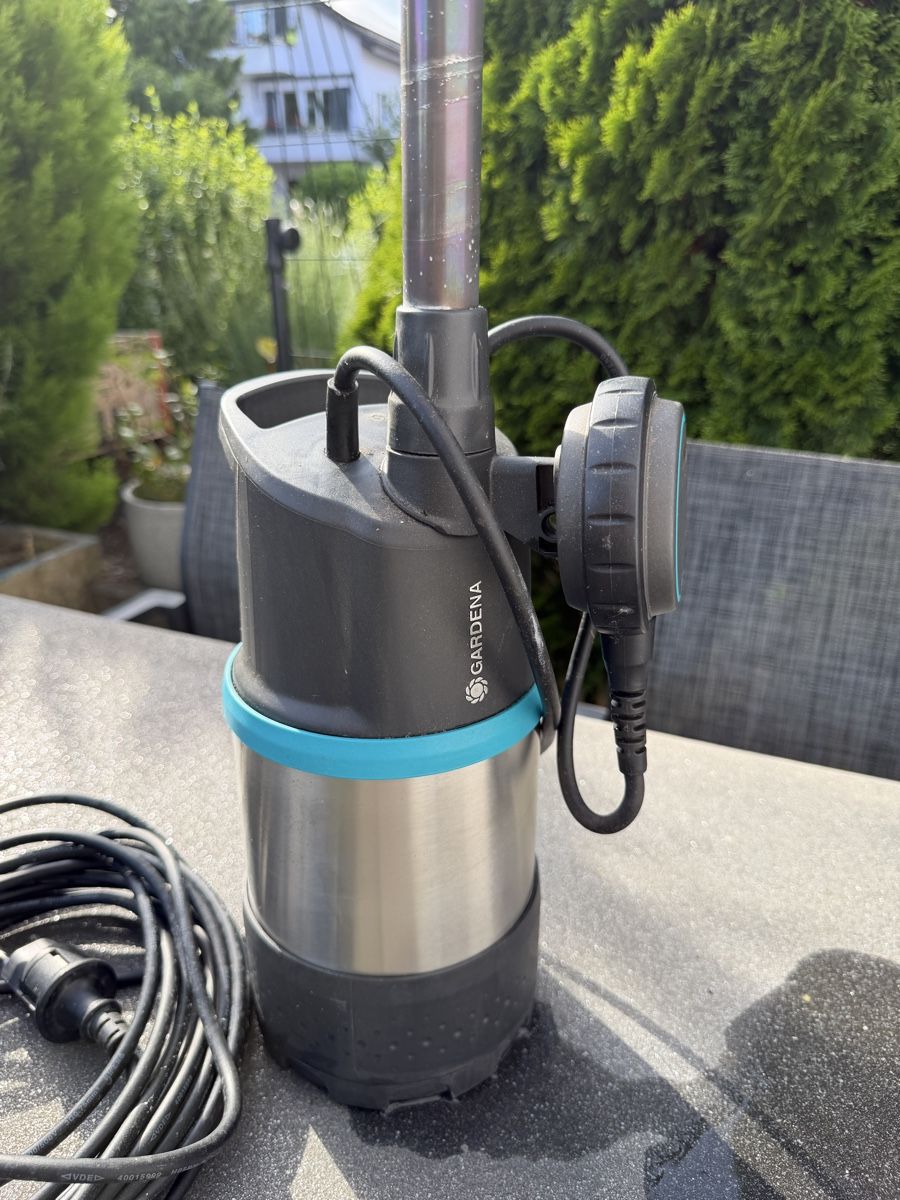 Gardena Pompe & Parti di ricambio: Wasserpumpe Gardena 4700/2 – Usato da Biel/Bienne venduto da ArturP 2