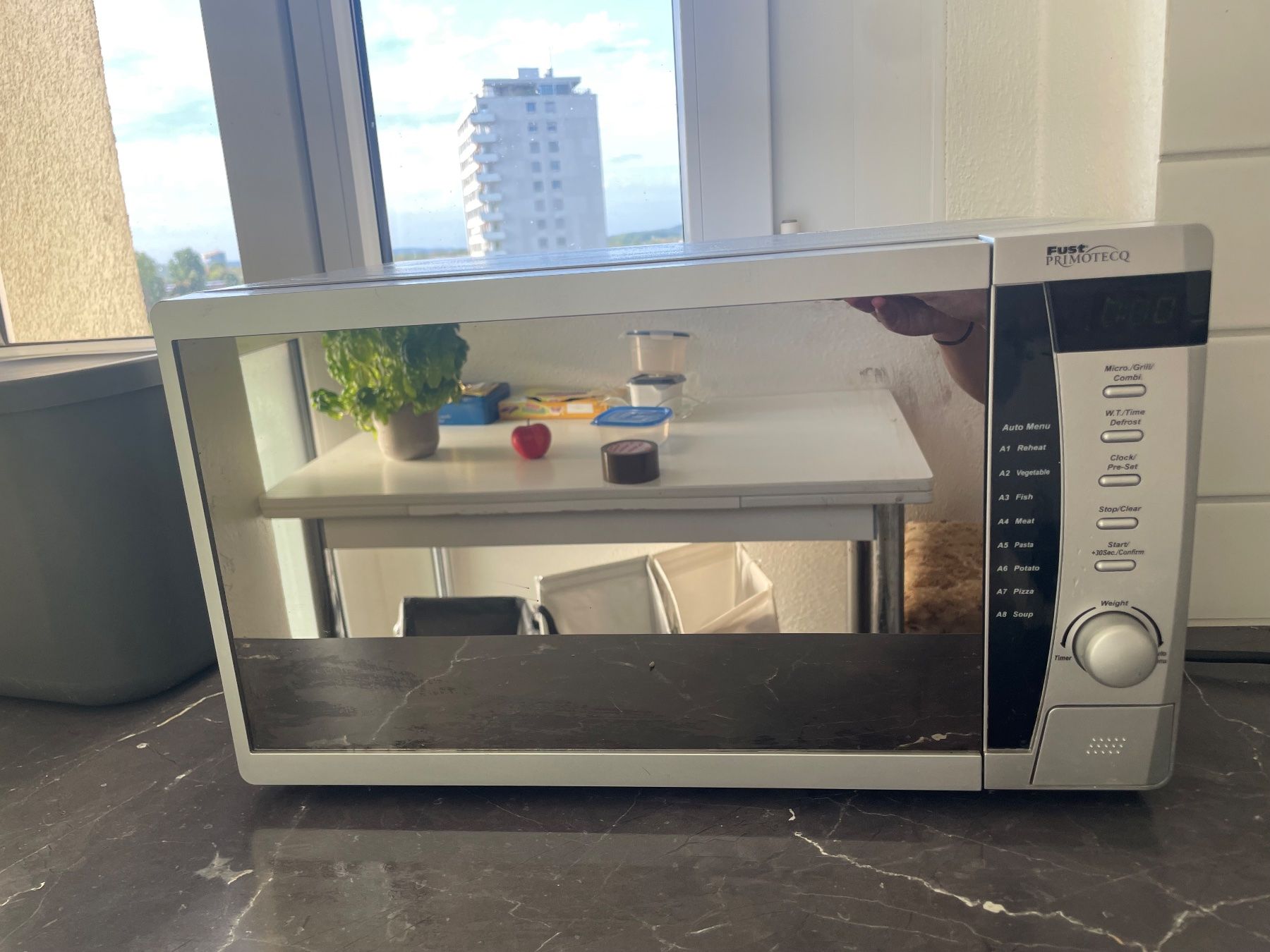 Primotecq Appareils de cuisine: Mikrowelle Fust Primotecq – D'occasion à Birsfelden par Dudelndes