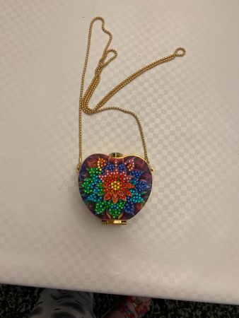Schultertäschchen für Kinder mit Glitzersteinchen