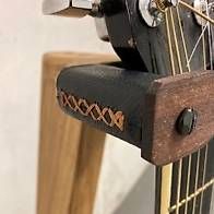 Supporti per strumenti musicali & leggii: Exclusiver Gitarrenständer von Heine & Becker – Usato da Triesen venduto da schneidi62 2