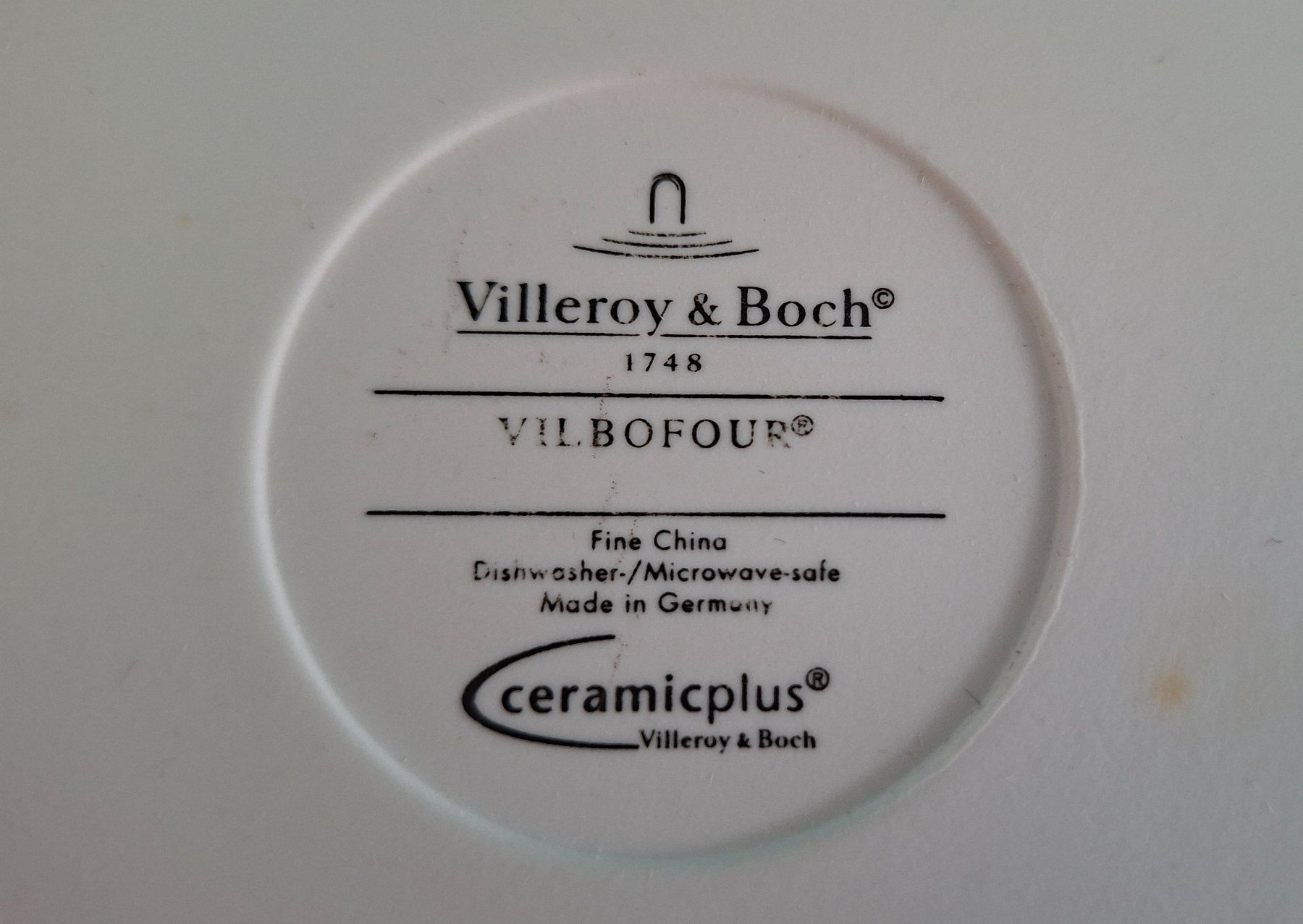 Villeroy & Boch Piatti di portata: Schöne Villeroy Boch Schale oval – Usato da Opfikon venduto da Diversamente 8