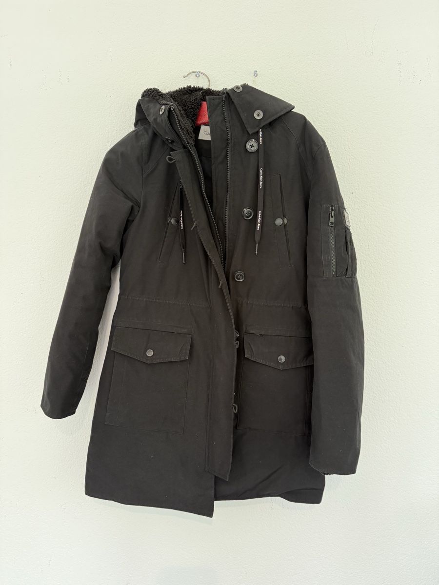 Calvin Klein Manteaux: Calvin klein Wintermantel – D'occasion à Emmenbrücke par con_22xh