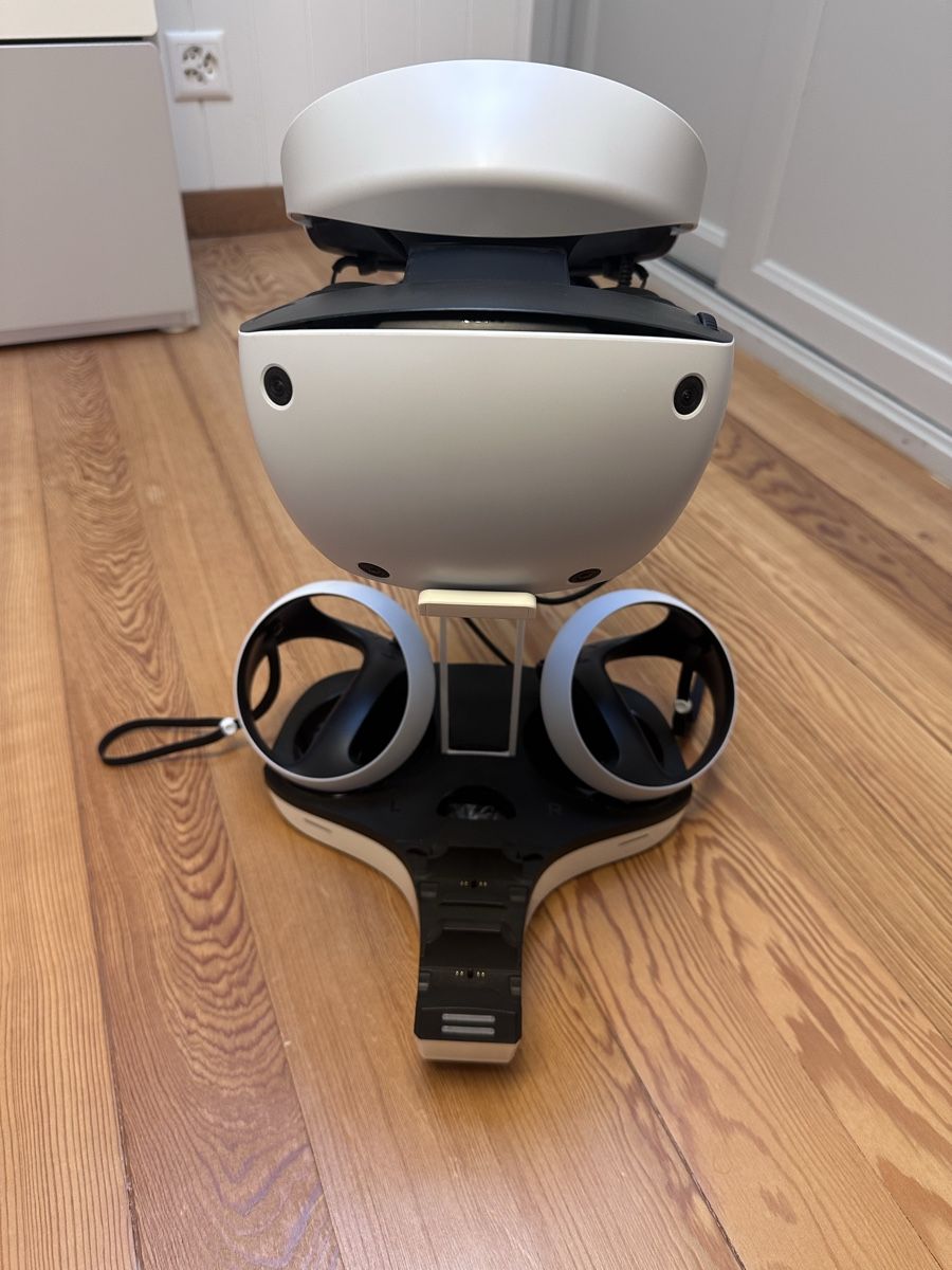 Sony Casco VR: Sony PlayStation VR2 Headset mit Ladestation gebraucht – Usato da Vessy venduto da lio_v8zn 2