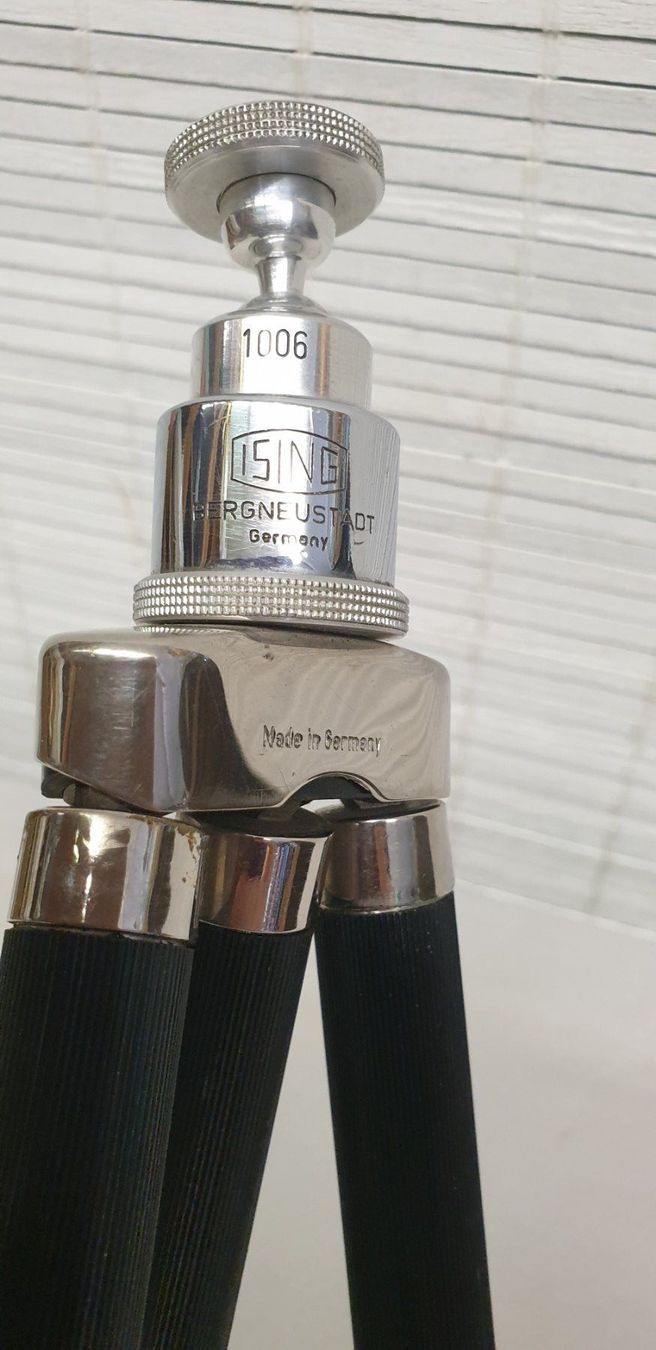 Treppiedi & Teste: Stativ Susis Made in Germany – Usato da Emmen venduto da Brockofsky 1