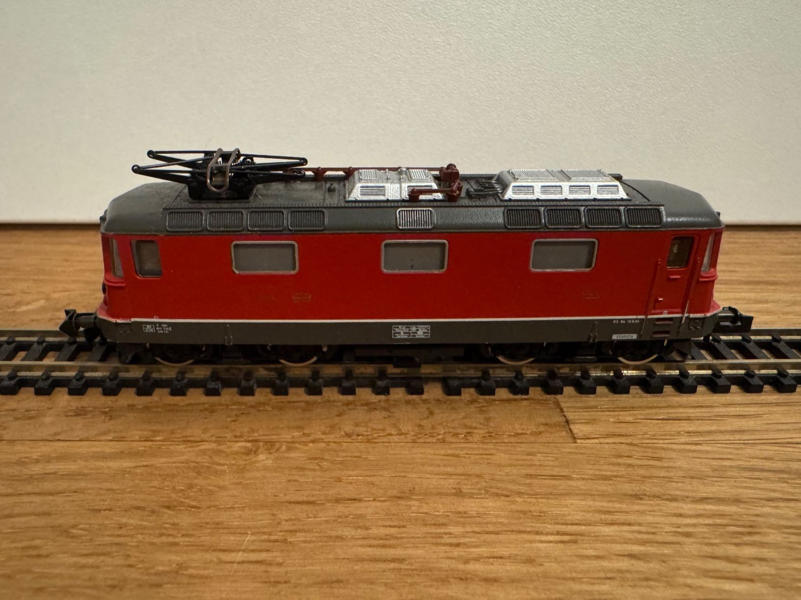 Trix Modellini di ferrovie: Minitrix 12977 SBB Re 4/4 11116 rot – Nuovo (secondo la descrizione) da Schlierbach venduto da Look8 3