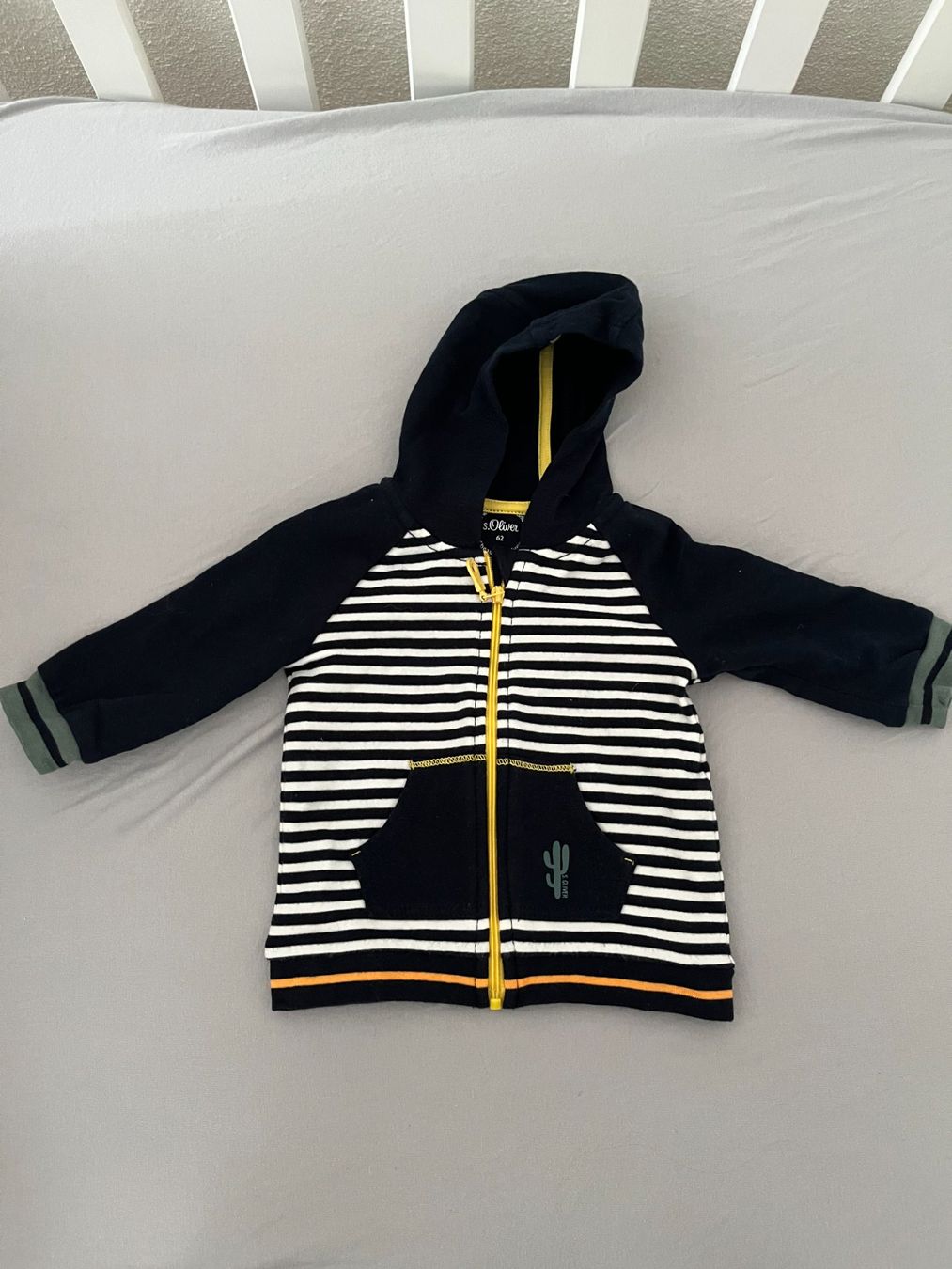 Giacche & Cappotti: Sweatjacke von s.Oliver – Usato da Islikon venduto da jul_76j2
