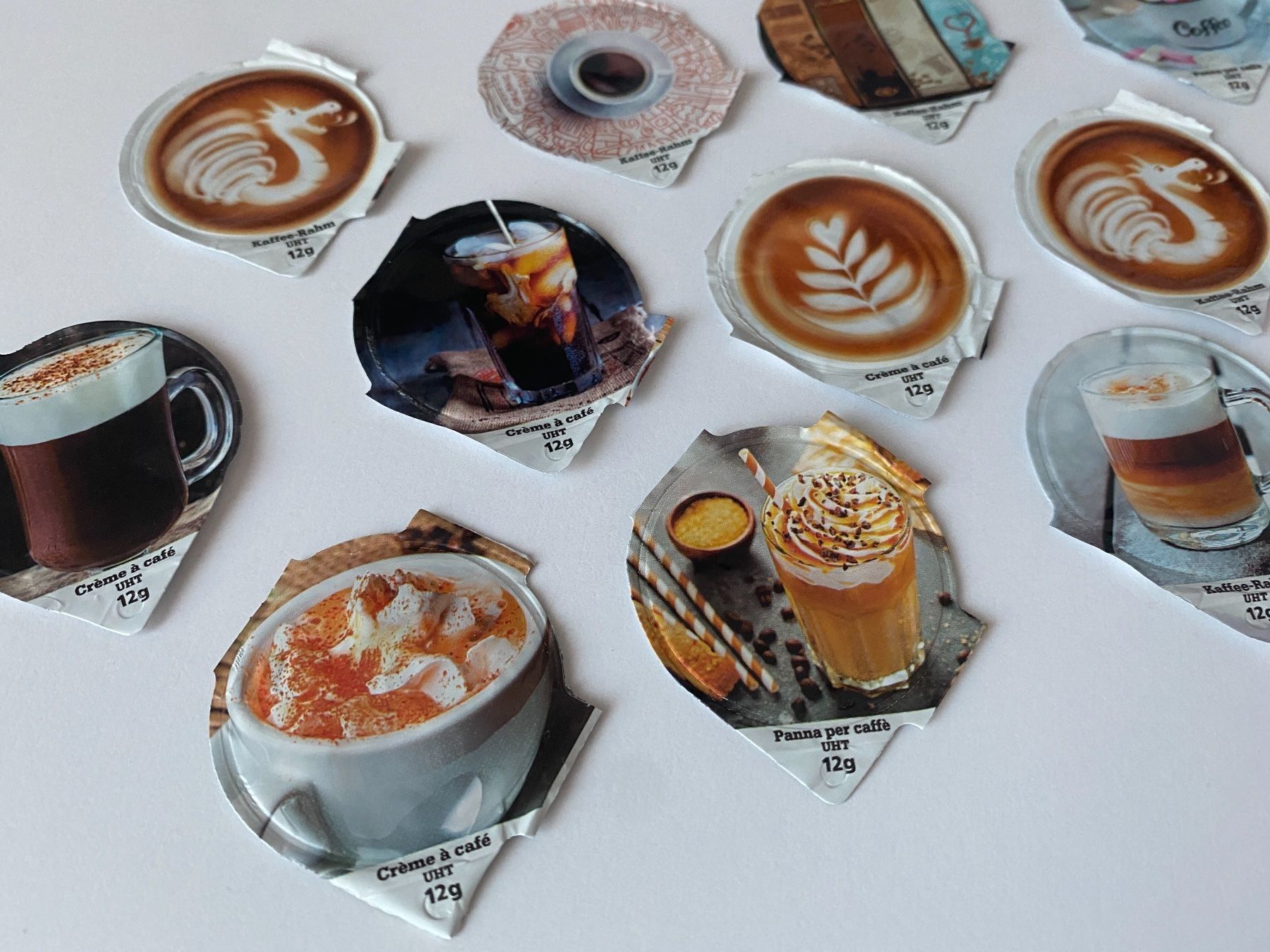 Coperchi dei cremini per caffè: KRD 6.363 KAFFEE 13 Stück – Usato da Glattbrugg venduto da riseca 1