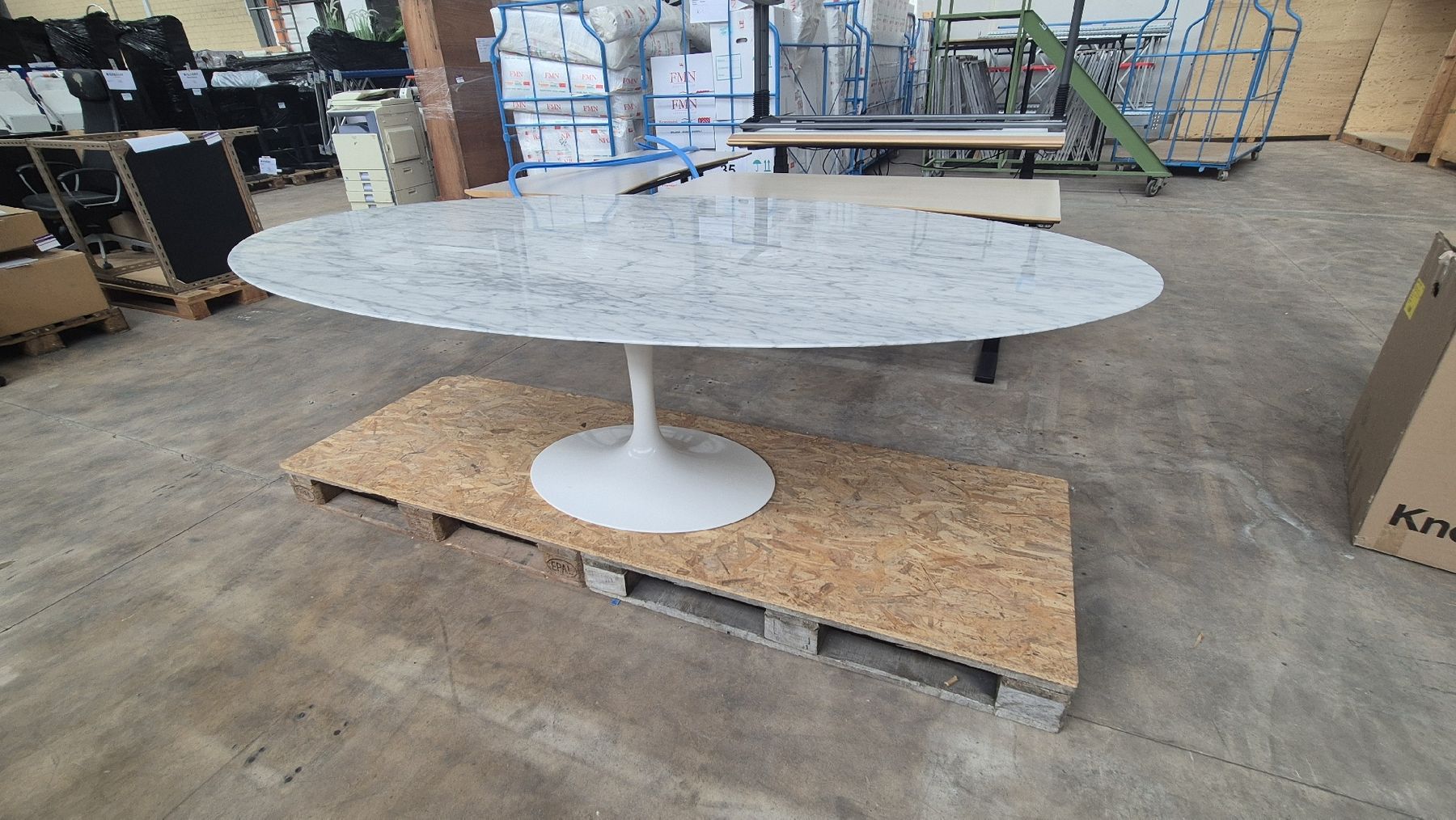 Knoll Tavoli: Designer Esstisch von Knoll-Saarinen  – Usato da Siebnen venduto da Nihadsson 3