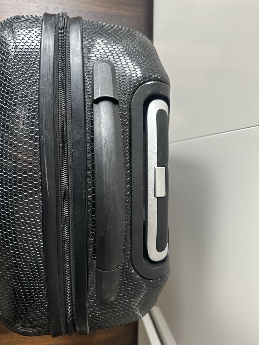 Valigie: Black cabin suitcase small hand luggage – Usato da Uster venduto da Monika_OB 4