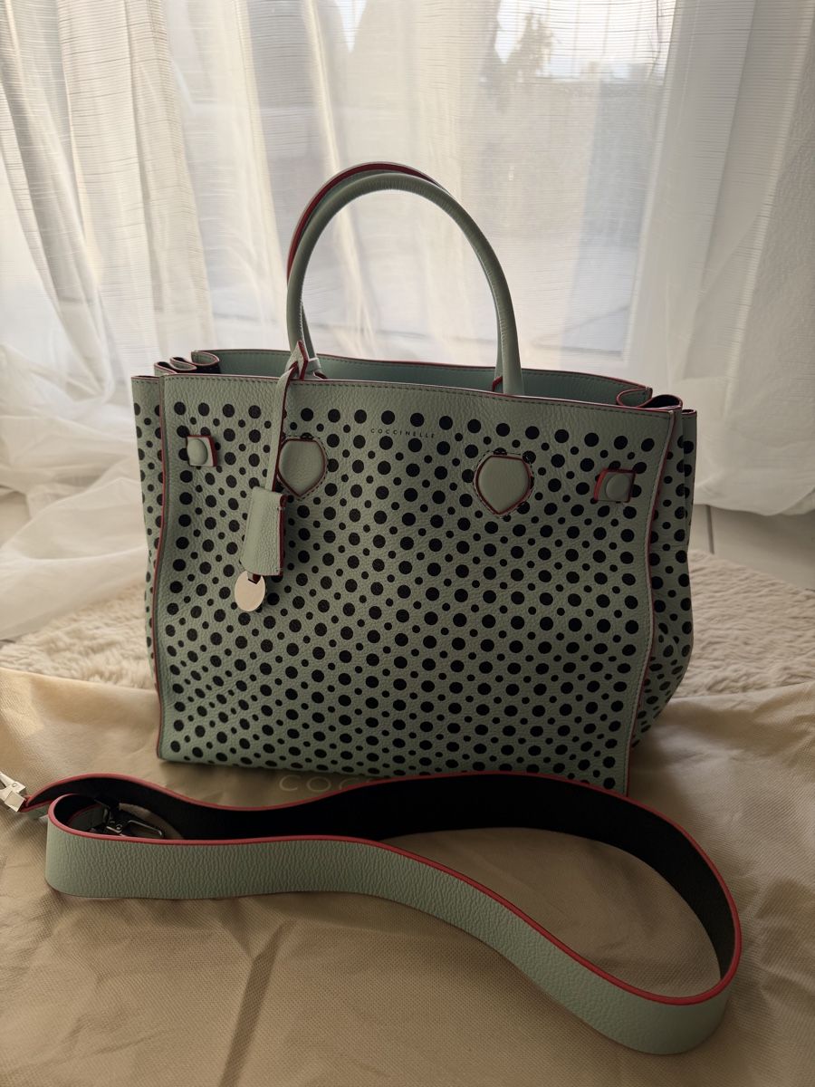 Coccinelle Borse da donna: Coccinelle bag – Nuovo e nell'imballaggio originale da Unterlunkhofen venduto da bandrea_825