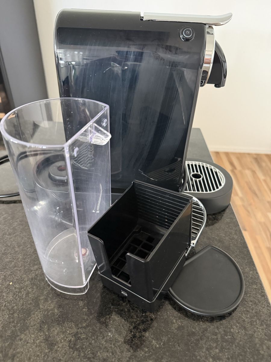 Nespresso Macchine per caffè & Macchine per espresso: Nespresso CitiZ Kaffeemaschine  – Usato da Buchs AG venduto da MiWeFe17 3