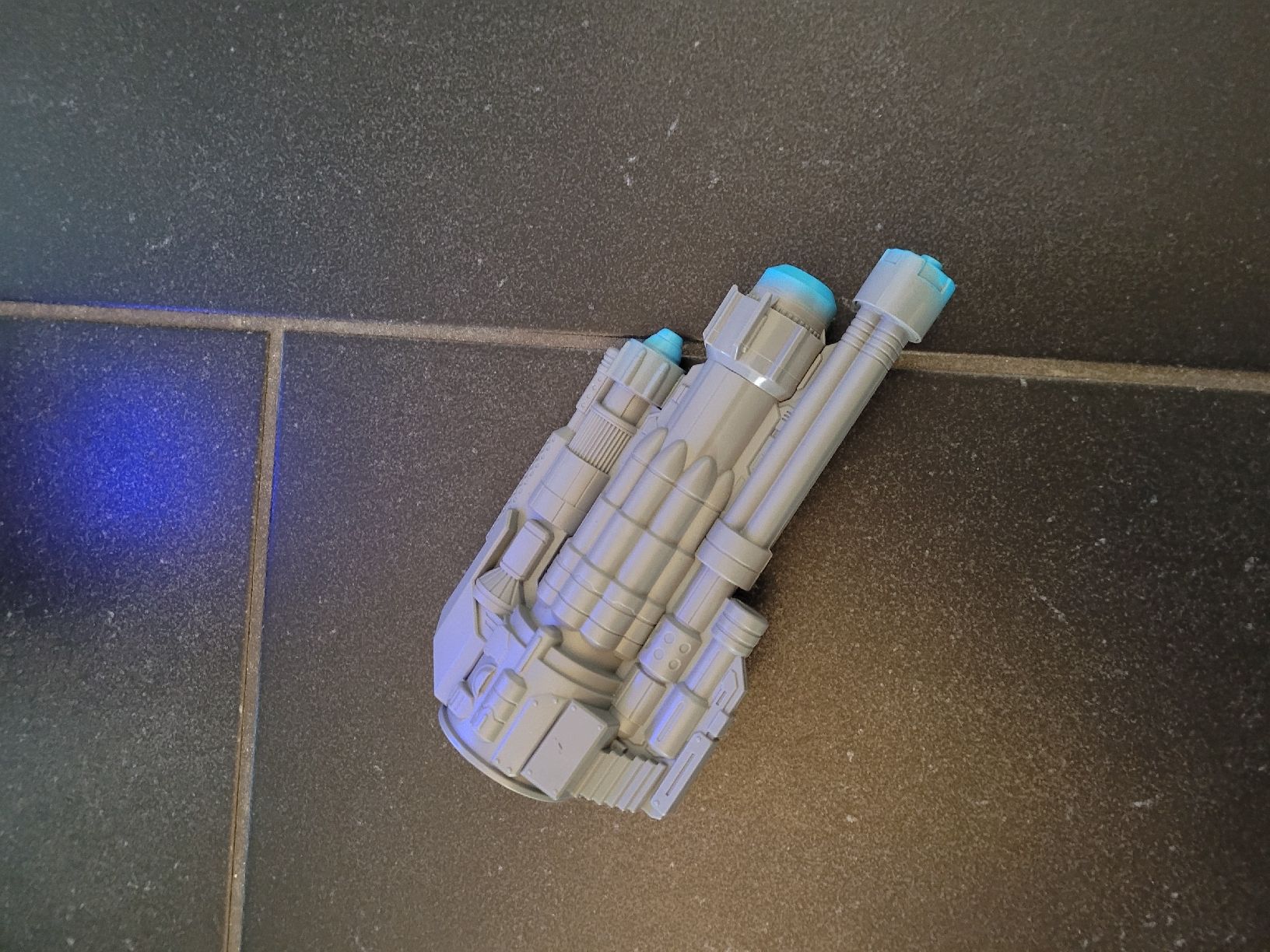 Hasbro Giocattoli: Hasbro Transformer Sqweeks Roboter – Usato da Oftringen venduto da Minka012 2