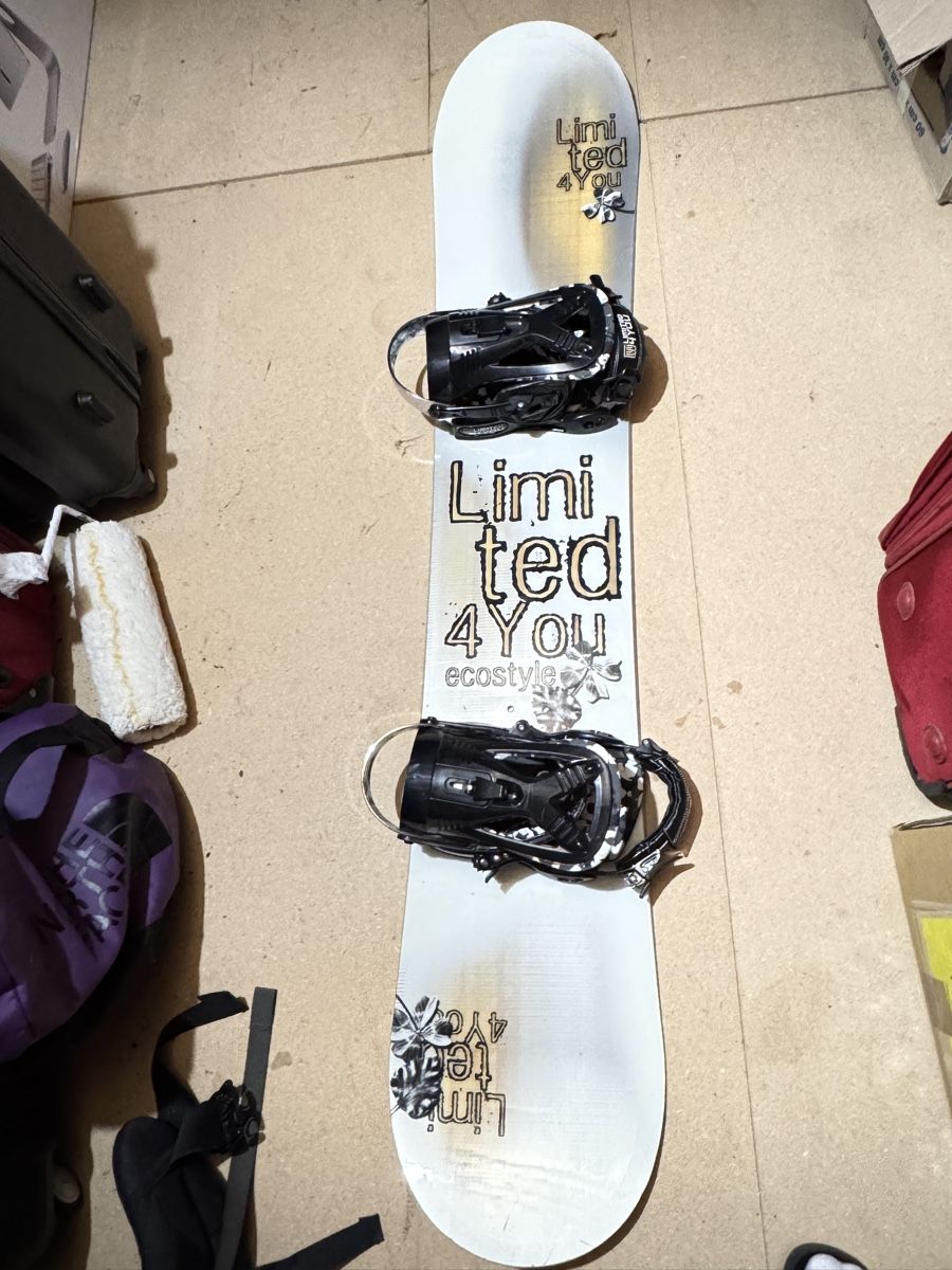 Boards: Snowboard 150cm – Gebraucht aus Hinterkappelen von hugo_sophian