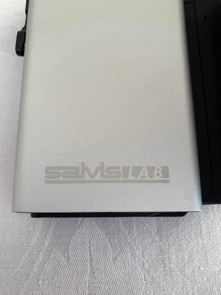 Brieftaschen: Porte-cartes Minimaliste & Sécurisé RFID – Édition SalvisLab – Gebraucht aus Posieux von pha_tnd9 5