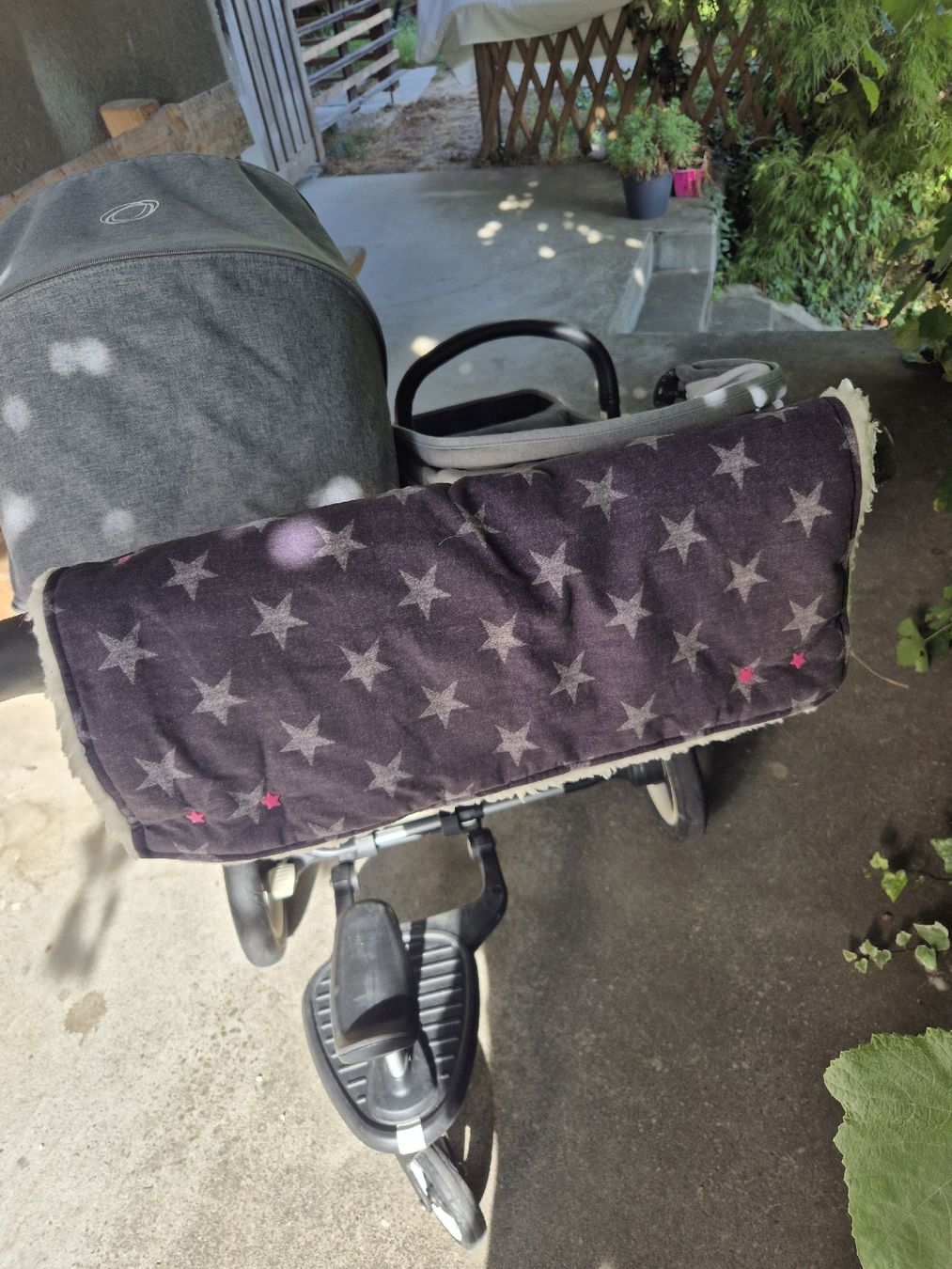 Bugaboo Poussette: Bugaboo Donkey2 mit viel Zubehör grau – D'occasion à Wynigen par La_Talpa 8