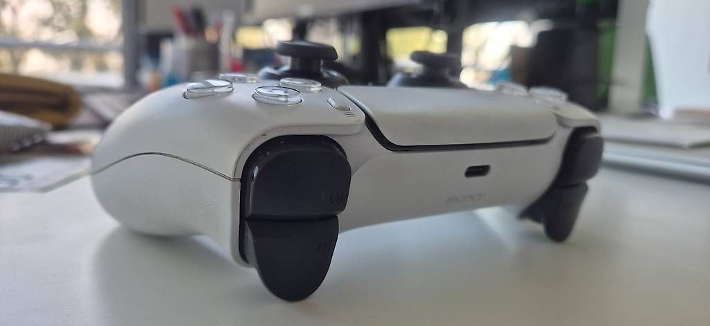 Controller: Sony PlayStation 5 DualSense Controller – Usato da Arbon venduto da Ftdata 3