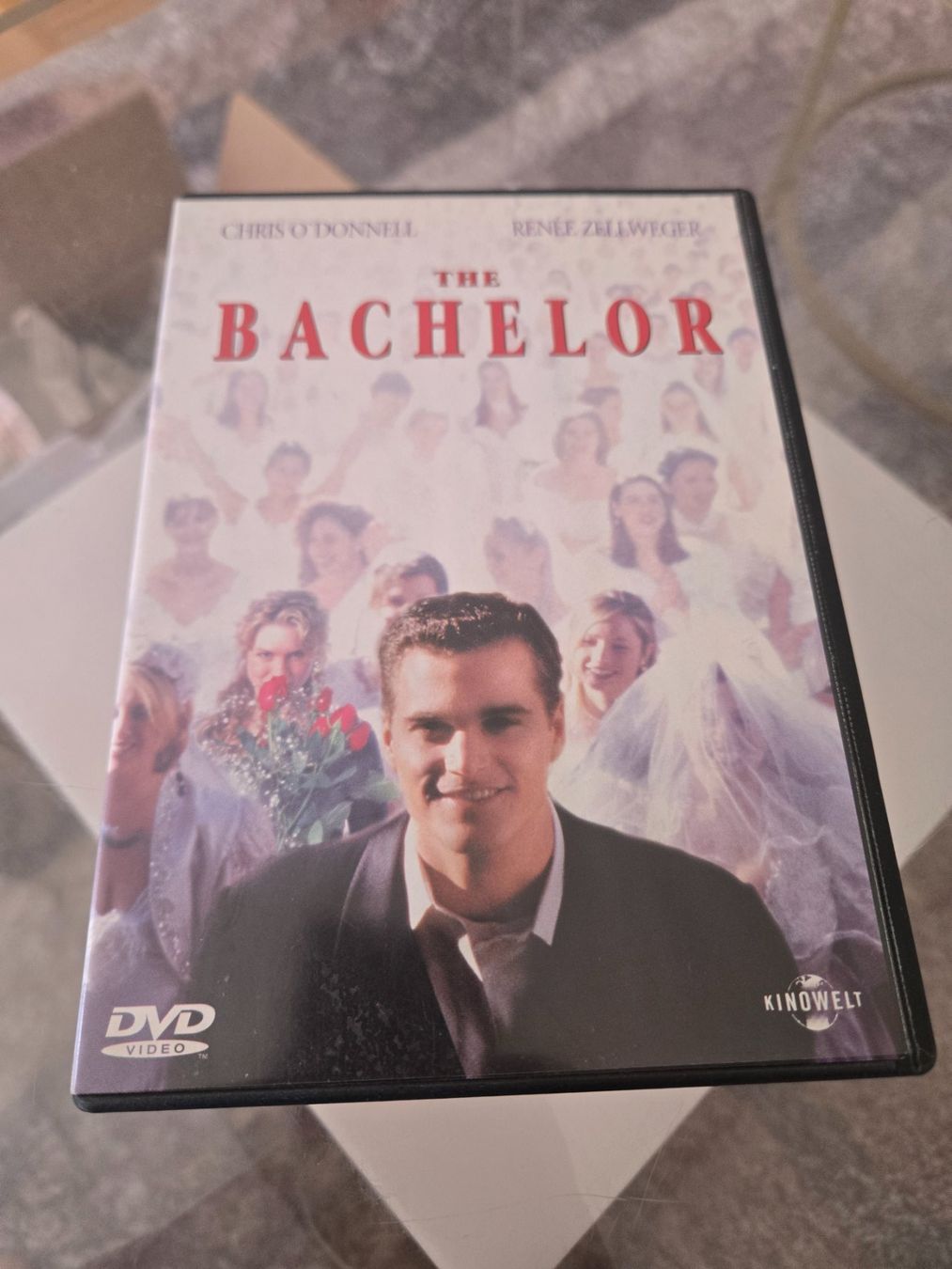 Tutti i DVDs: The Bachelor DVD – Usato da Bussigny venduto da Kfdlt