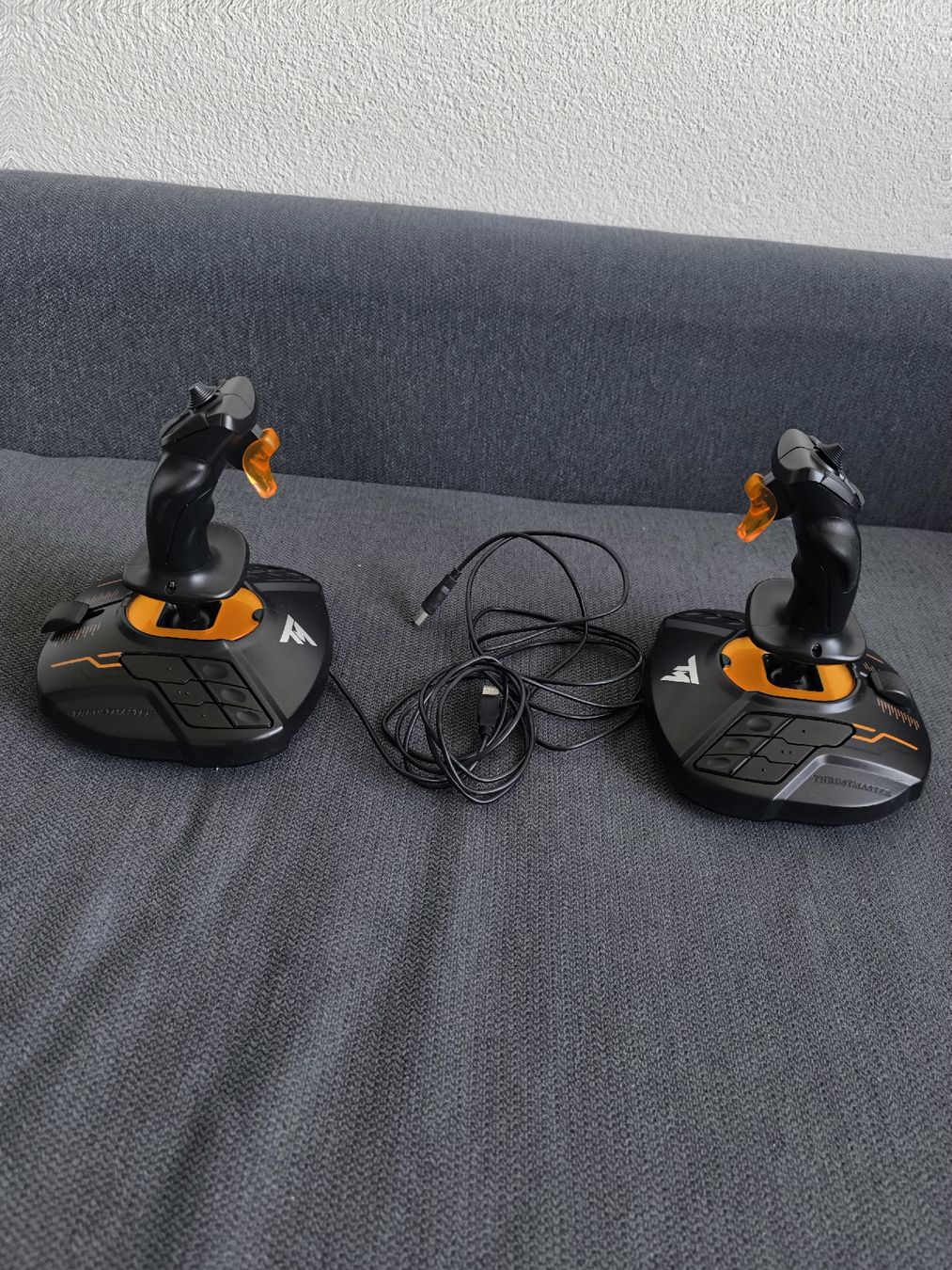 Thrustmaster Controller: Joystick Thrustmaster T.16000M FCS Set, Space Sim Duo – Gebraucht aus Küssnacht am Rigi von Shelby_Romer 3