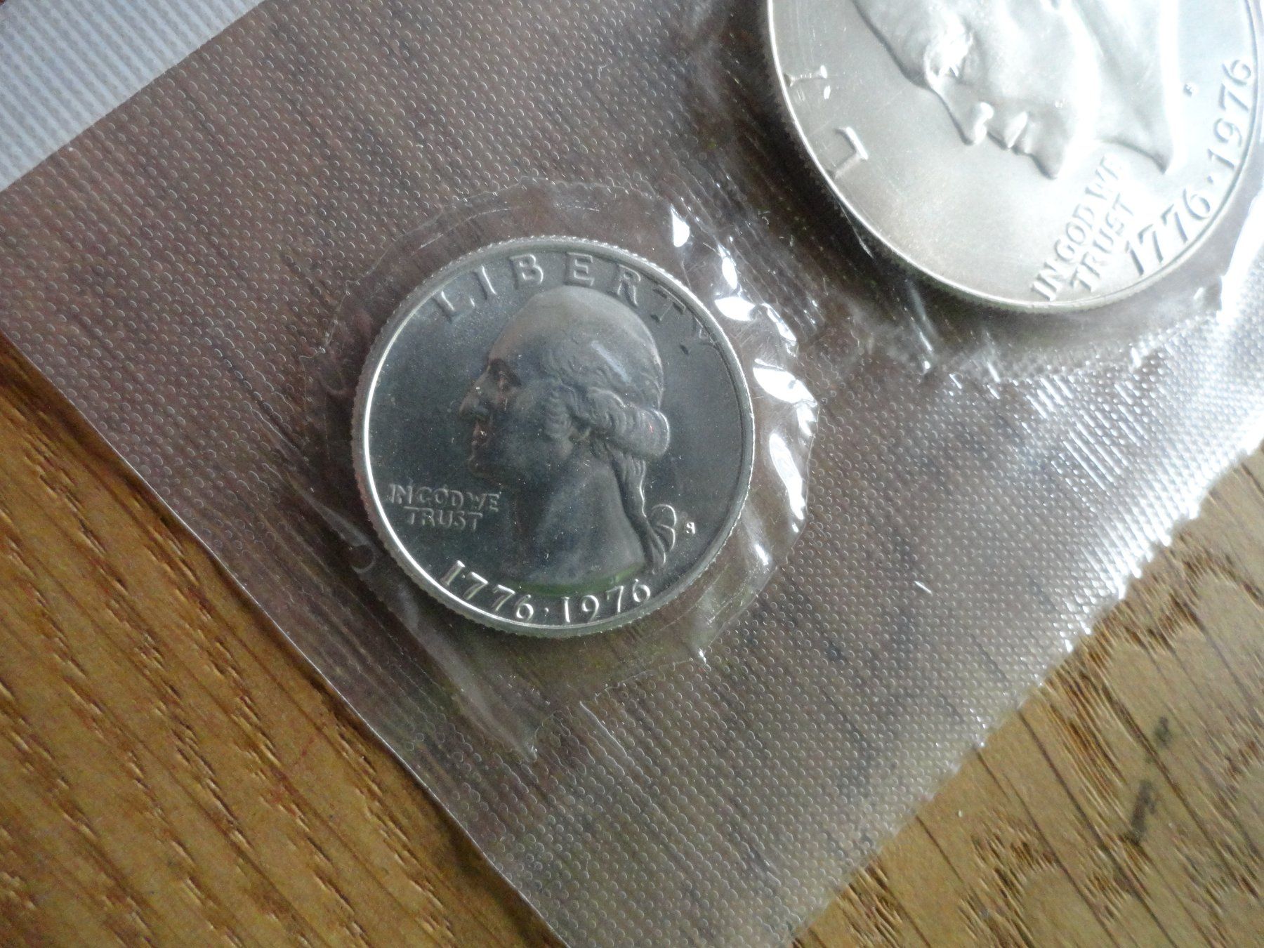 Tutti le monete: US Mint Bicentennial Silver Uncirculated Set 1776-1976 – Nuovo e nell'imballaggio originale da Gerlafingen venduto da Shiva_74 3