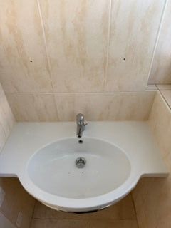 Lavabi & lavandini: Gebrauchtes Lavabo aus Hausrückbau, nur Abholung – Usato da Herrliberg venduto da tk8_22hw 2