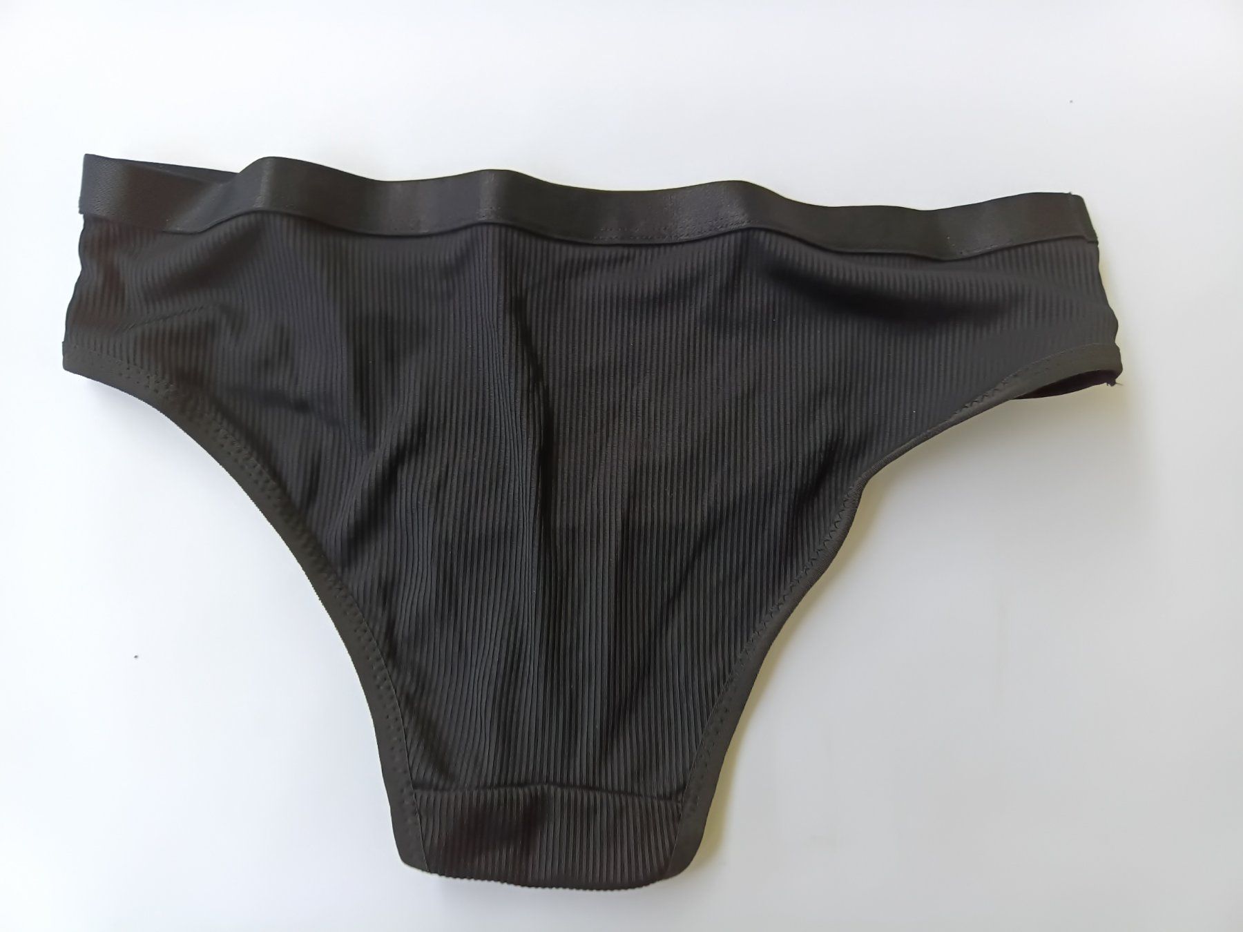 Sonstige Unterwäsche: Schwarzer Damen Slip mit Steinchen – Neu und originalverpackt aus Wängi von Ladys_First 2
