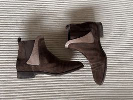 Navyboot aus braunem Wildleder 37