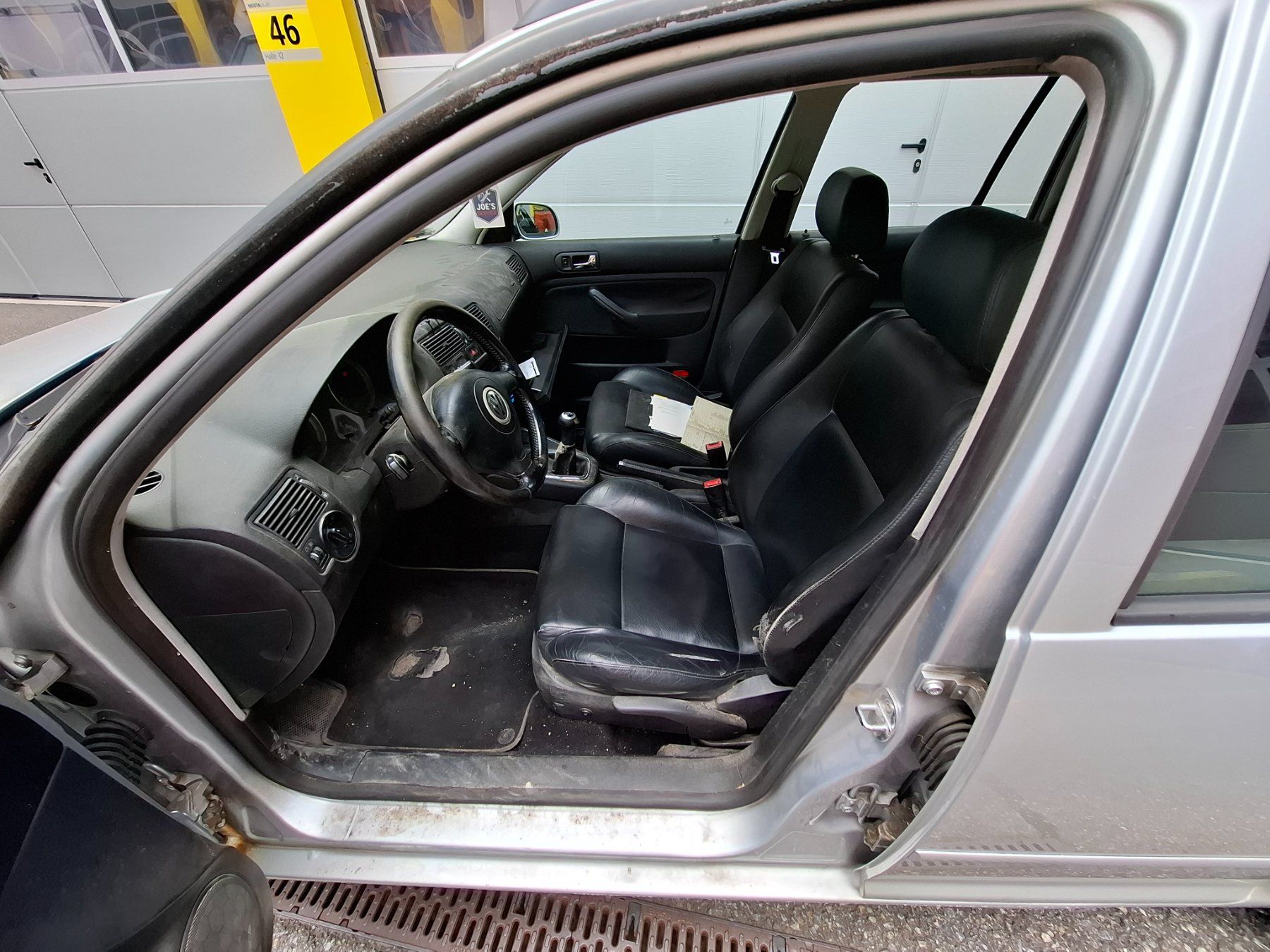 VW Autos: Vw golf 4 2,0 4motion kombi – Défectueux à Muotathal par Joe8100 5