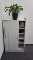 Hochwertiger Schuhschrank aus Holz mit Schiebetüren-wie neu!